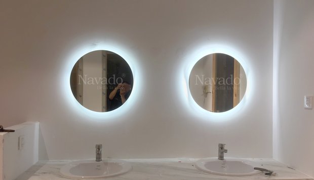 Gương nhà tắm đèn led cao cấp Navado