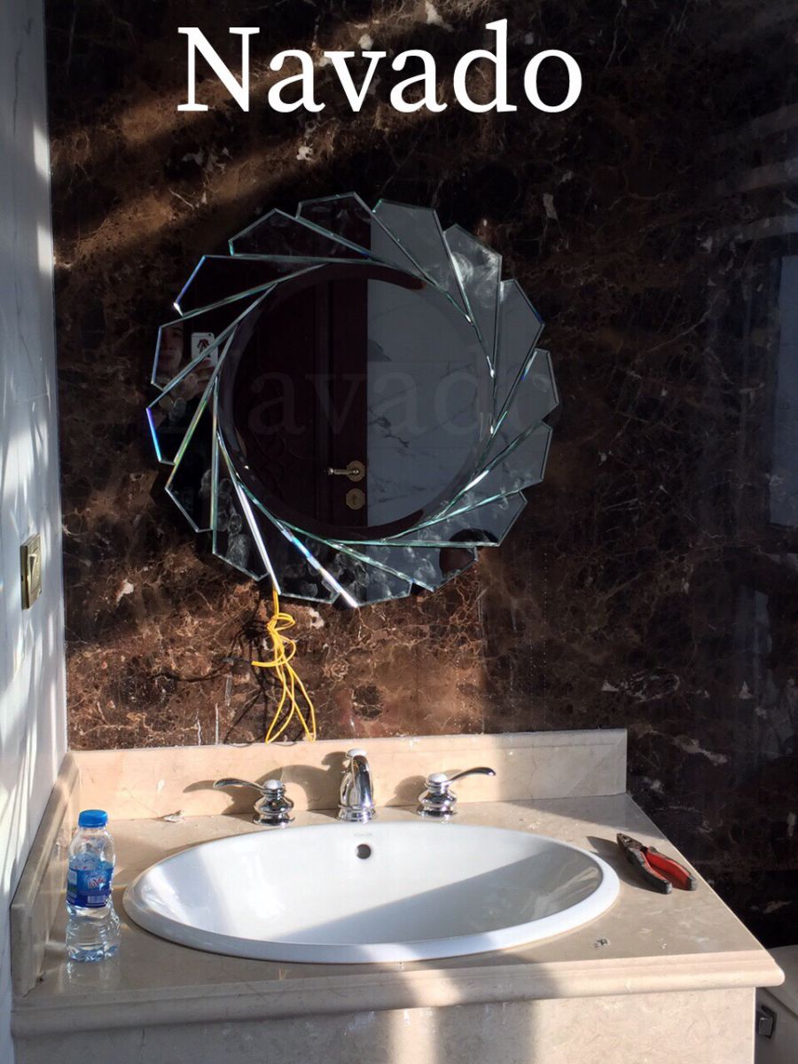 Gương phòng tắm decor tròn Diana tường nghệ thuật navado