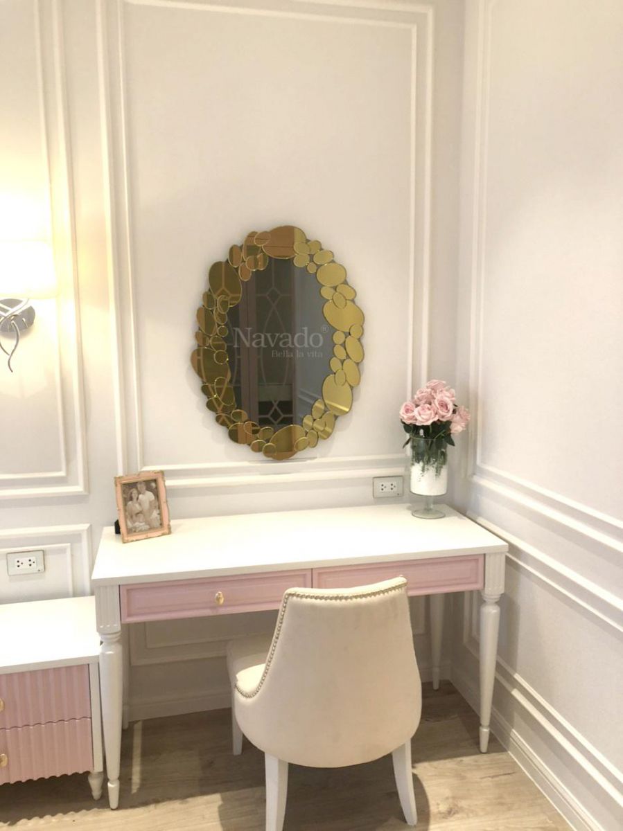 guong-trang-diem-nghe-thuat-cao-cap